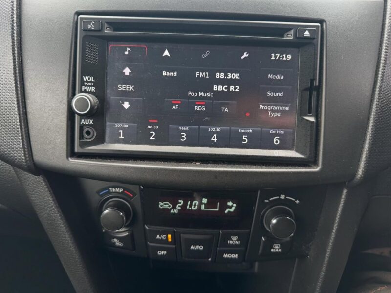 2014 SUZUKI SWIFT