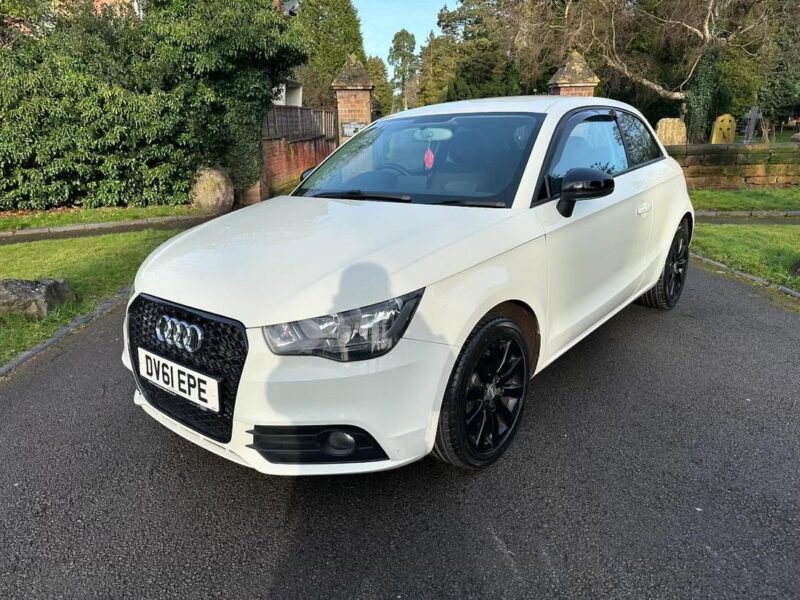2011 AUDI A1