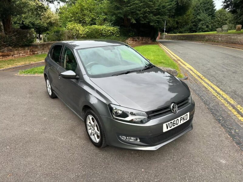 2010 VOLKSWAGEN POLO