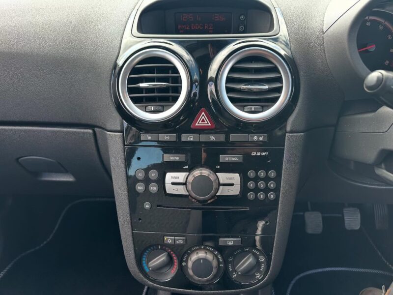 2015 VAUXHALL CORSA SXI AC