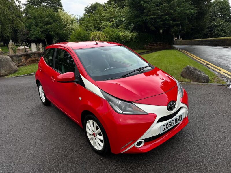 2016 TOYOTA AYGO