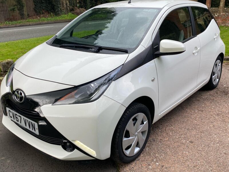 2017 TOYOTA AYGO