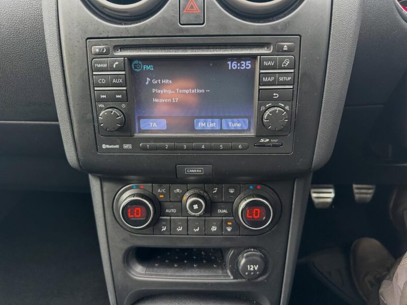 2012 NISSAN QASHQAI