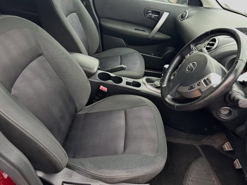 2012 NISSAN QASHQAI