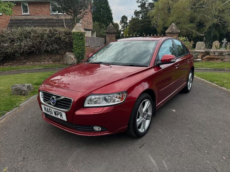 2012 VOLVO S40