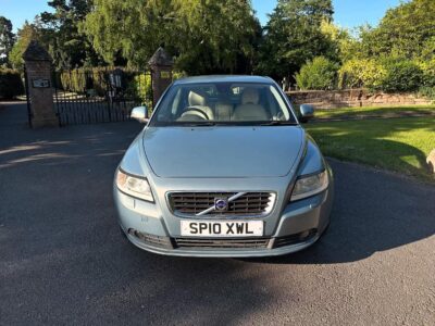 2010 VOLVO S40