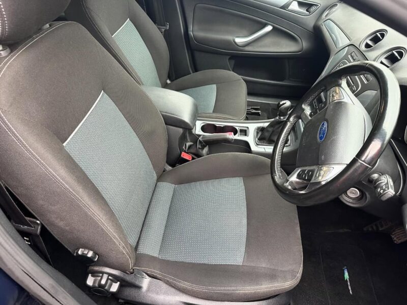 2011 FORD MONDEO