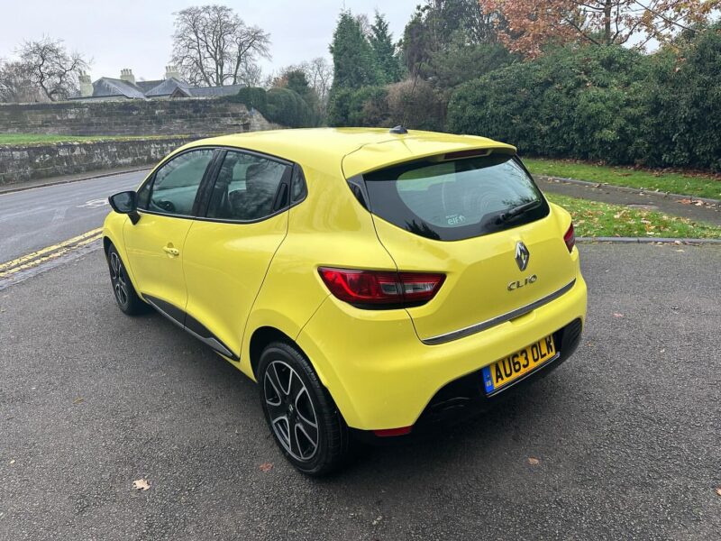 2013 RENAULT CLIO